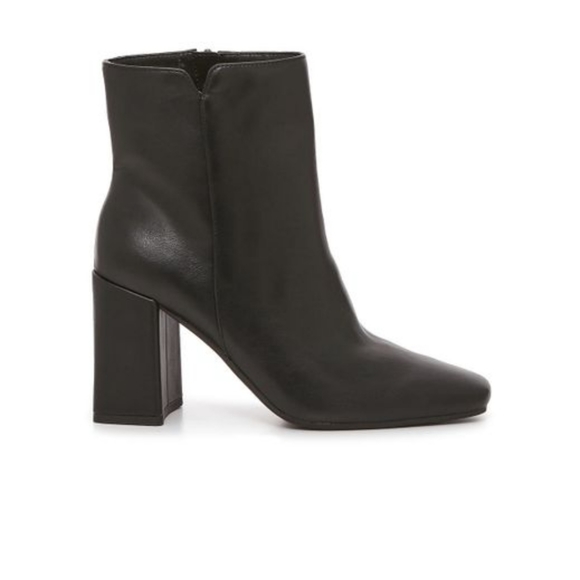 Kelly & Katie Women's Black Feni Bootie Soft  Lambskin PU 10 Wide - Picture 6 of 7